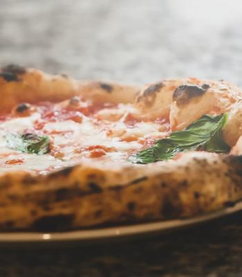 Forno elettrico per pizza napoletana: il segreto per una cottura perfetta